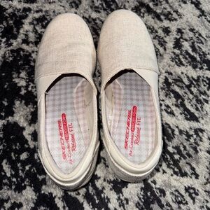 Sketchers slip ons size 9